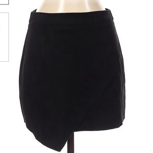 Black Envelope Skort